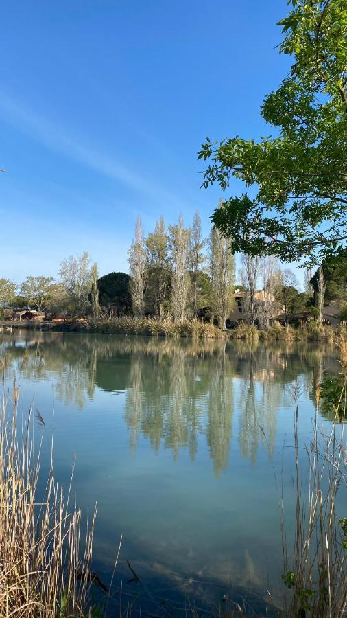 Joli Studio Camargue Lou Rouge Арль Экстерьер фото