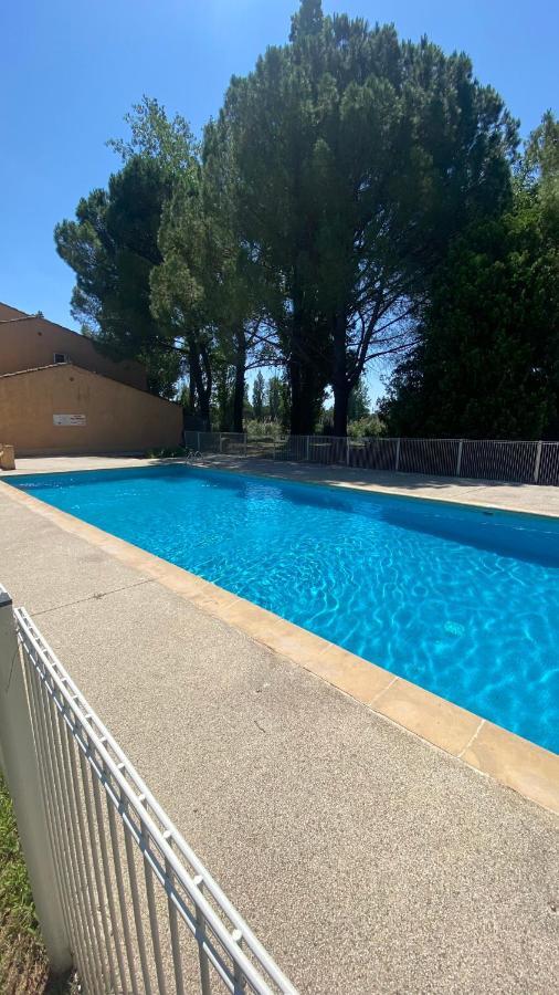 Joli Studio Camargue Lou Rouge Арль Экстерьер фото
